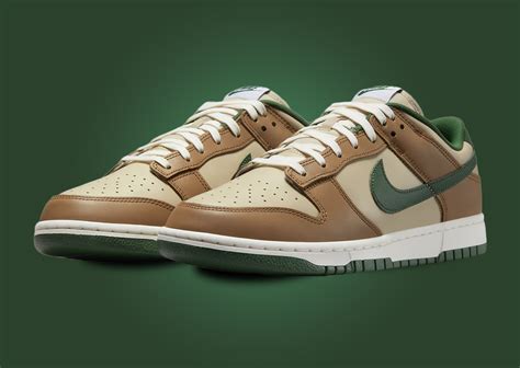 forest green nike dunks.